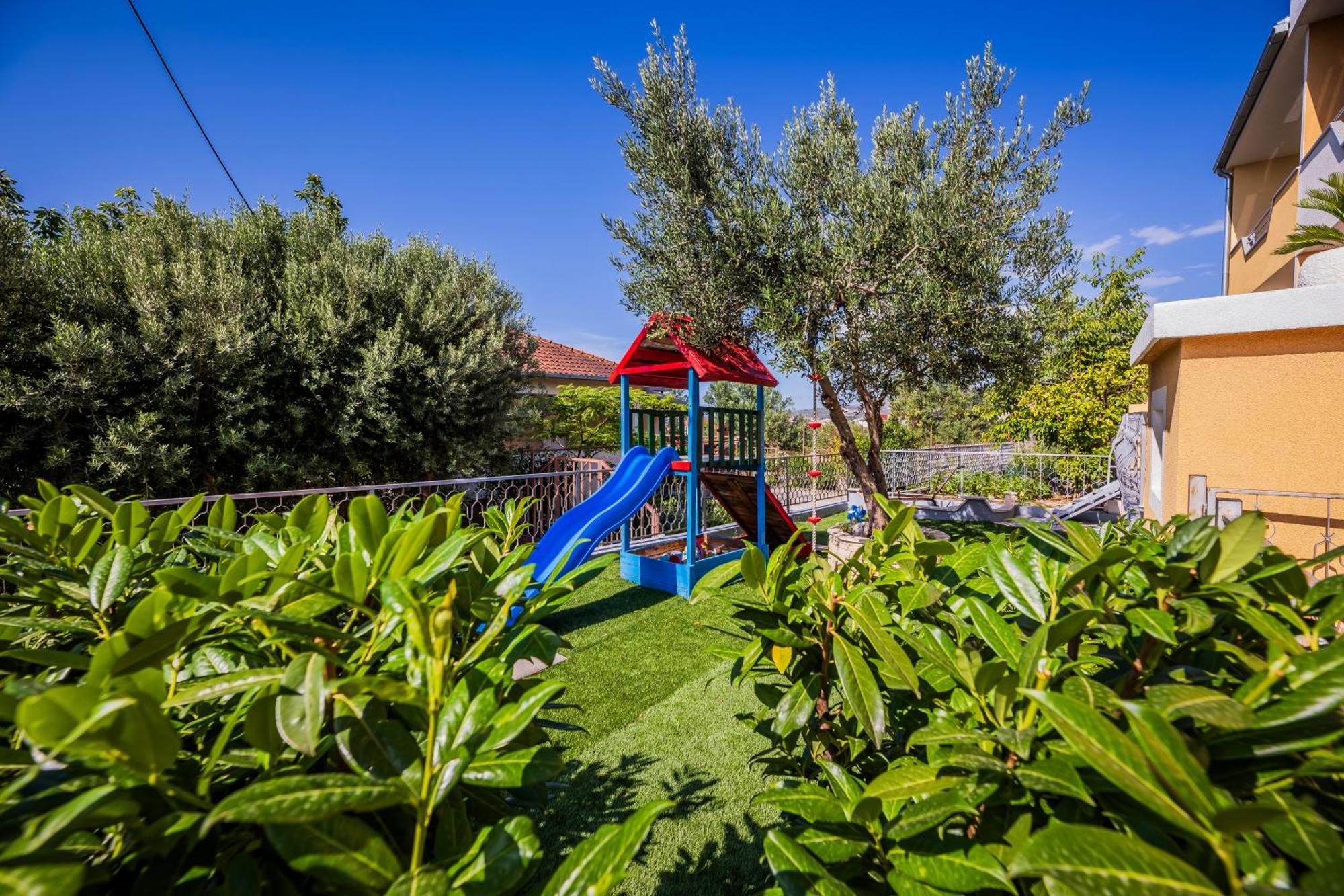 Apartman Marioeta Kaštel Stari Exteriér fotografie
